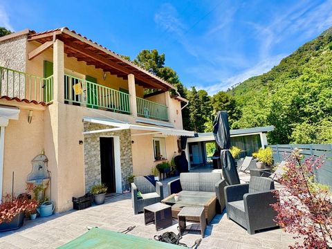 Maison de 121m² à Castellar