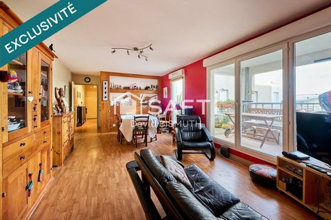 Appartement 4 pièces 3 chambres de 80 m2 avec terrasse de 13 m2 un balcon de 8 m2 et place de parking au sous sol