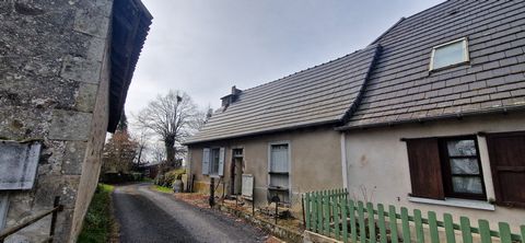 Potentiel Brut : Petite Maison à Rénover avec Deux Terrains Idéaux pour Projet Touristique
