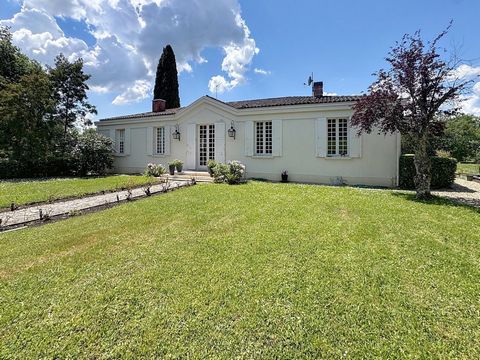 Maison familiale vue dominante et jardin arboré – Latresne