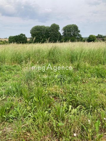 Terrain plat à viabiliser de 1056m2