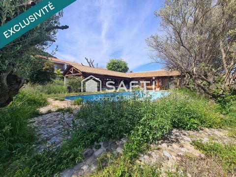 LA FARLEDE - Magnifique terrain à bâtir de 1288m2 avec un bâti existant en forme de L et piscine