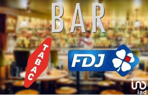 iad France - Hugo DUFOUR ... vous propose : Emplacement Idéal : Situés à seulement 3 minutes de Flixecourt, ces murs commerciaux bénéficient d'une excellente visibilité et d'un passage régulier, parfait pour une activité commerciale florissante. Comm...