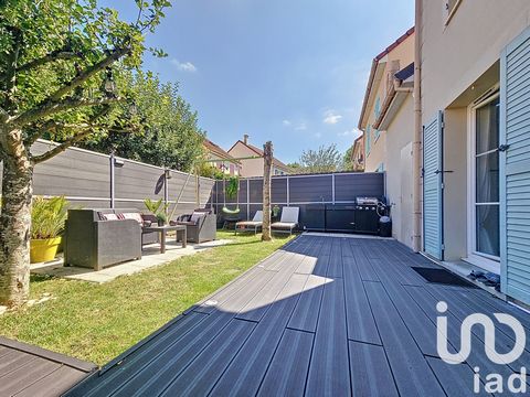 iad France - Mailis Poursin vous propose: Maison au sein d'un lotissement de 2006 à 600 mètres de la mairie, proche de toutes les commodités. Elle se compose au rez-de-chaussée d'une entrée, d'un WC, d'une cuisine équipée, d'un séjour et d'un garage ...