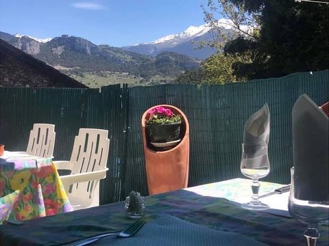 Dpt Savoie (73), à vendre VILLARODIN BOURGET Restaurant avec terrasse