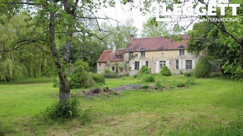 A20963EI61 - Beautiful house to renovate Between Mortagne au Perche and Le Mêle sur Sarthe, in a countryside of rolling hills. Set at the end of a lane, this historic XVIIth century dwelling to be renovated with a large stone outbuilding on 10 H of m...