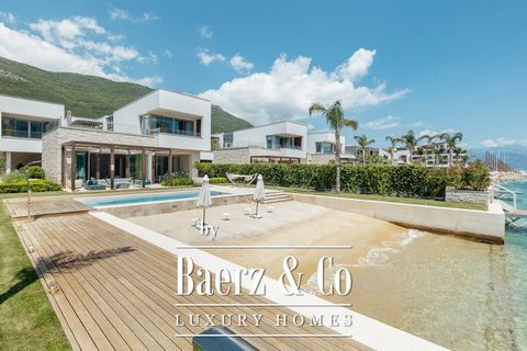 Residential area: 571 m2 (396 m2 + 175 m2 terraces) Bedrooms: 3 Bathrooms: 3 + 1 Parking spaces: 3 Staff studios: 2 Outdoor pool Private beach & berth Ground floor: spacious living room with a dining area and a kitchen, guest toilet, laundry, storage...
