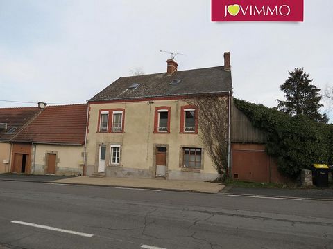 Located in Genouillac. LARGE 6 BEDROOM TOWN HOUSE WITH GARDEN AND OUTBUILDINGS JOVIMMO votre agent commercial Peter HOWELLS ... This large town house with 6 bedroom has been partly renovated but has loads of potential and the opportunity to be used i...