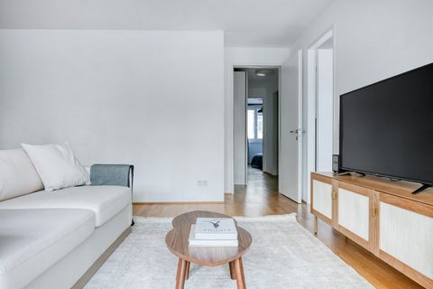 Show up and start living from day one in Vienna with this sophisticated two-bedroom apartment. You’ll love coming home to this thoughtfully furnished, beautifully designed, and fully-equipped 6th district - Mariahilf home with stunning balcony views ...