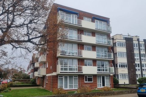 PROPERTY SUMMARY Set back from the waterfront in a corner position is a southerly facing penthouse apartment which is located on the front facing 5th floor of an imposing detached block. The accommodation covers 1206 sq ft of living space with an ext...
