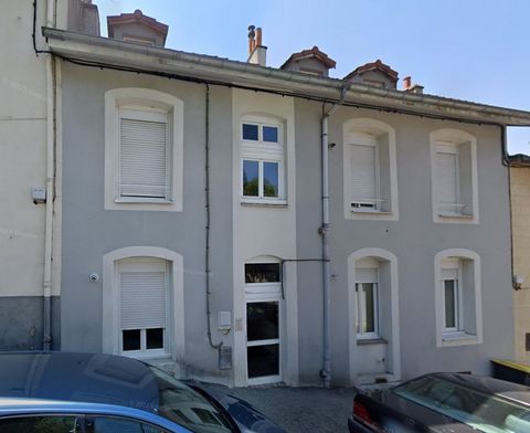 Beautiful investment building Saint-Etienne sought-after area, consisting of 5 apartments. Gross annual rental report 22620 euros TF 3726 euros Information on request c.samuel@proprietes- privees.com This property is presented to you by Catherine Sam...