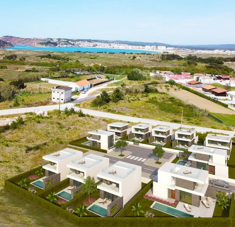 New development of 12 villas under construction, of which 5 have already been sold ideally located in Salir do Porto on the Silver Coast of Portugal. Built in an old fishing village, full of history, in front of the bay of Sao Martinho do Porto, on P...