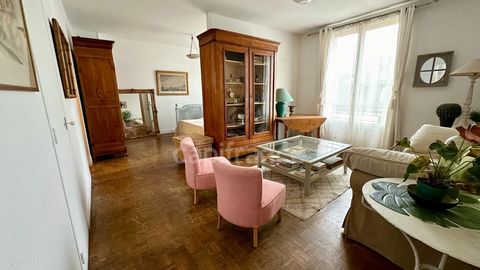 Dpt Yvelines (78), à vendre VERSAILLES appartement T2 de 46 m²