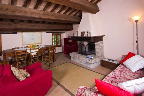 Enjoy the view of a beautiful hilly landscape surrounded by woods and beautiful green meadows from this holiday home in Acqualagna. Ideal for holidays with family or friends, the property also offers a swimming pool, which is shared, and not for excl...