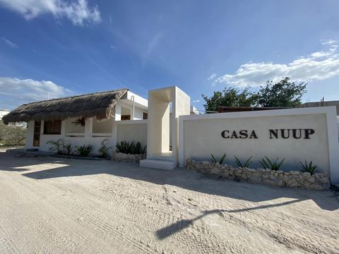 Casa Nuup Holbox: Twój tropikalny raj Witamy w wyjątkowej możliwości inwestycyjnej i lifestylowej na pięknej wyspie Holbox! Wyobraź sobie, że budzisz się każdego ranka przy delikatnej bryzie Morza Karaibskiego i śpiewie egzotycznych ptaków. 