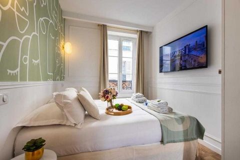 Checkmyguest vous propose ce charmant studio de 15 m², chic et confortable, idéalement situé dans le quartier branché de Pigalle - SoPi. Avec ses équipements modernes et son aménagement soigné, c'est le lieu de vie idéal pour les aventuriers solitair...