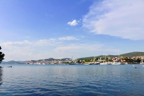 Ihre Ferienwohnung befindet sich nur wenige Minuten vom Strand entfernt und bietet Platz für bis zu sechs Personen. Von Ihrem Balkon aus haben Sie einen wunderbaren Ausblick aufs Meer. Die Unterkunft ist komfortabel und gemütlich ausgestattet und bie...