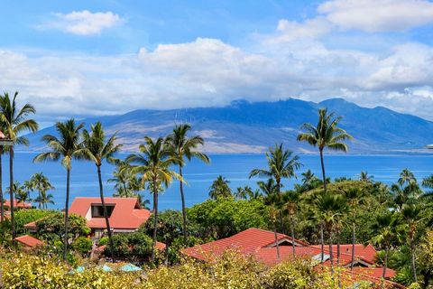 Wailea Point #2004 ist eine einzigartig prächtige Villa mit Blick auf den wunderschönen Hauptpoolpavillon mit herrlichem Meerblick. Die ausgezeichnete Lage ist nur wenige Schritte von den vielen Annehmlichkeiten vor Ort und dem berühmten Weg am Meer ...