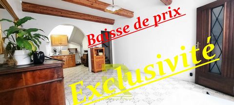 DI NUOVO SUL MERCATO A Ventenac en Minervois, casa di viticoltore di 6 locali da ristrutturare e abitabile di circa 130 m² situata in un villaggio estremamente piacevole da vivere, ai margini del Canal du Midi. Soggiorno al piano terra: uno spazio ac...