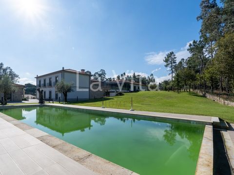 Boutique-Hotel in Ponte de Lima, Portugal. Das Hotel liegt im ältesten Dorf Portugals, Ponte de Lima. Dieses Boutique-Hotel bietet Eleganz, Komfort und einzigartige Annehmlichkeiten. Die Qualität ist in jedem Detail sichtbar, ebenso wie der gute Gesc...