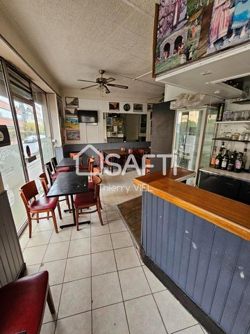 Pantin (entre l'église et les limites) - fond de commerce - restaurant bar licence IV - bien placé en carrefour de rues avec grandes vitrines - 30 places assises - cuisine totalement équipée - logement 2 pièces avec SdB - Loyer 1000 € par mois - char...