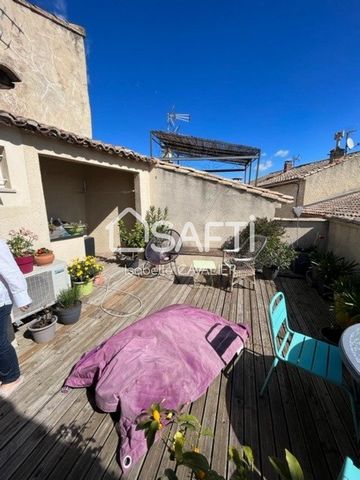 Située dans le charmant village de Vedène (84270), cette maison de 86 m² profite d'un emplacement privilégié à proximité immédiate du centre du village. Bénéficiant d'une atmosphère conviviale, Vedène offre à ses habitants un cadre de vie agréable et...