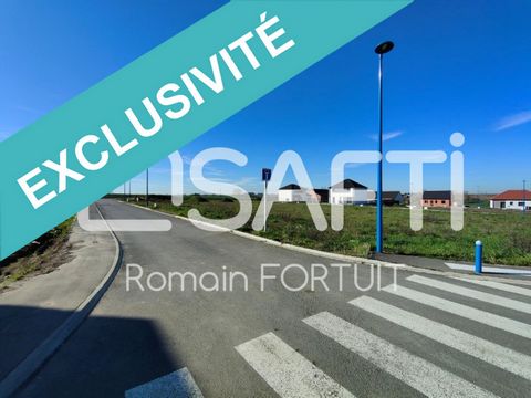 Situé à Douchy-les-Mines (59282), ce terrain constructible, en lotissement,de 439 m² offre un potentiel d'aménagement infini pour concrétiser le projet résidentiel de vos rêves. Ce terrain vierge de toute construction vous permettra de laisser libre ...