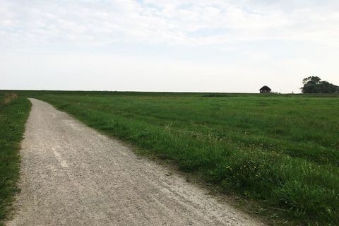 Het vakantieappartement “Strandwart” is gezellig ingericht en biedt op een woonoppervlak van ca. 50 m² voldoende ruimte voor 2 volwassenen.