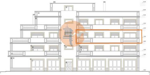 Si buscas vivir en el centro de Olhão, ¡no busques más! ¡Esta es la oportunidad que estabas buscando! Apartamento en construcción, cuya finalización se espera para agosto de 2025, ubicado a solo 2 minutos a pie de tiendas tradicionales y a 5 minutos ...