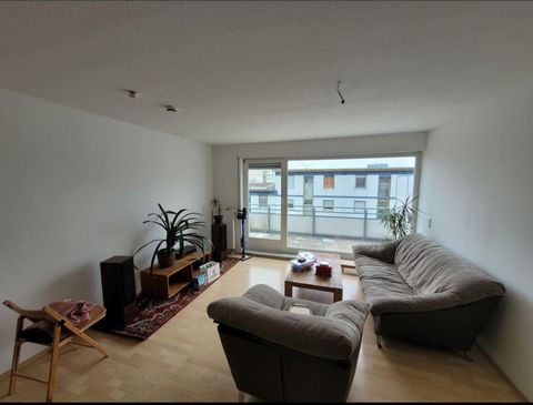 We are offering our apartment in Erlangen Röthelheimpark for subletting from April to September 2025. The rental period is flexible, with a minimum of 3 months and a maximum of 6 months, though we would prefer the full 6 months. The apartment is loca...