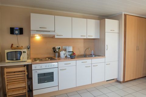 Verzorgd vakantiehuis met een groot omheind gazon, nabij het dorpscentrum van Sprimont, in de Ardennen. Deze woning bevindt zich in een oude, gerestaureerde boerderij. Verblijf met 4 personen in dit gezellige vakantiehuis dat van alle nodige gemakken...