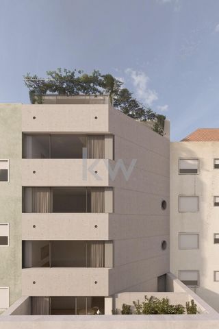 Building for reconstruction in Campolide with project approved by Lisbon City Council This property is for total reconstruction, in which the project includes 5 apartments with types T1 and T2. The project was carried out by a renowned architectural ...