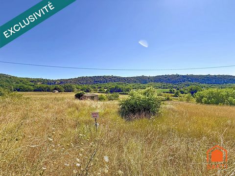 Terrain à batir de 4170m² avec PC accordé pour une villa de 200m²