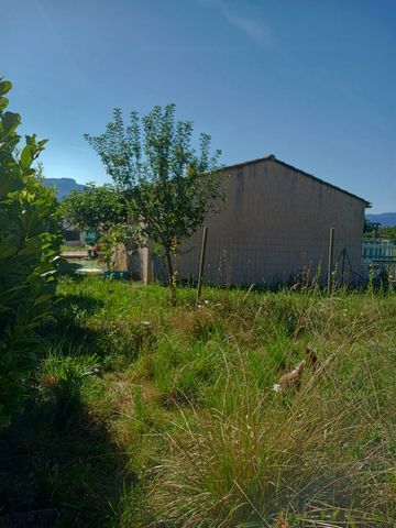 A VENDRE MAISON LE POET 05300