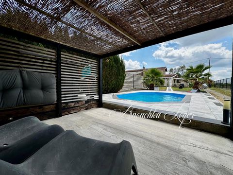 Maison 4 chambres avec atelier - piscine