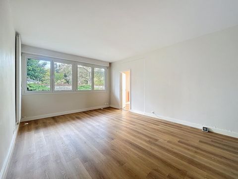 3 min RER A 3 pièces 71m²