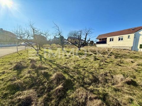 Ce terrain à bâtir est situé dans une rue calme d’Otzberg, une communauté charmante et naturelle dans le quartier de Darmstadt-Dieburg. Entourée d’un paysage pittoresque avec de vastes champs, des collines ondulantes et beaucoup de verdure, la région...