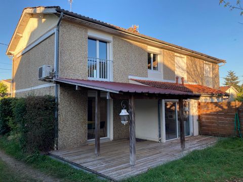 Maison proche centre Guîtres