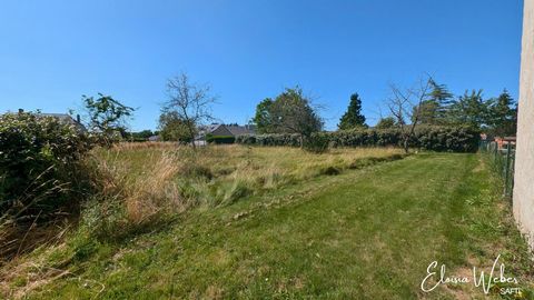 Terrain constructible dans le bourg de Beauvau