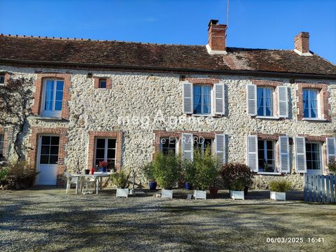 CORPS DE FERME 5000 M² DE TERRAIN