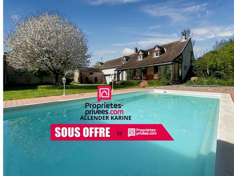 Sous offre d'achat..........Dans l'Yonne (89) sur la commune de Thorigny-sur-Oreuse à 10km de Sens longère avec piscine quatre chambres. Karine ALLENDER vous propose cette maison composée au rez-de-chaussée : une cuisine, un salon/séjour de50m2 avec ...