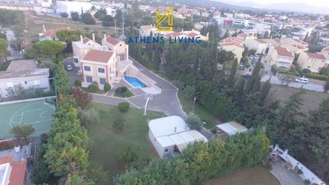 The villa of your dreams awaits its buyer. For those who want luxury, comfort and uniqueness. In a beautiful and quiet neighborhood with wonderful villas. With unique architectural decoration that combines expensive marbles with oak floors. Rafina/At...