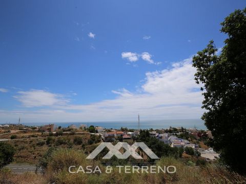 Attention inverstors! Building-land in the Malaga town of Chilches, with frontal views of the Mediterranean Sea. It has a surface area of 24,713.66 m2s and 6389.15 m2t buildable, with a building index of 0.30 m2t / m2s. A maximum of 49 houses can be ...