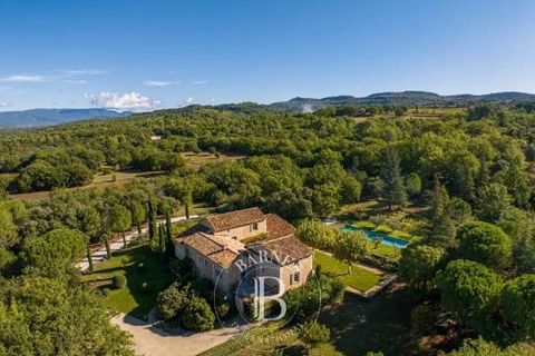 Welcome to the timeless elegance of the Luberon, where history meets contemporary luxury. This majestic 18th-century stone residence, carefully restored, sits on over 2.5 hectares of natural splendor, adorned with centuries-old plane trees, majestic ...