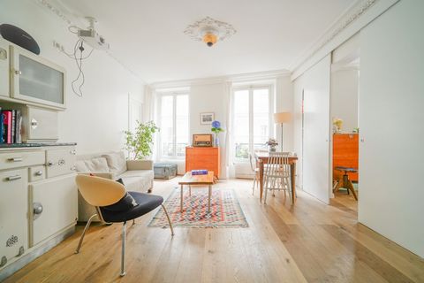 PARIS 75009 - TRUDAINE / MAUBEUGE - 3 ROOMS - 2 BEDROOMS Come and discover this magnificent 3-room apartment with a surface area of 57 m2 located in a luxury building, perfectly arranged on the 1st floor by elevator. It consists of: a beautiful entra...