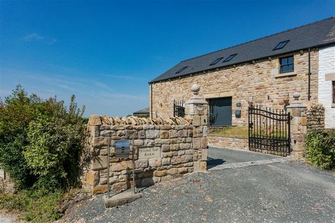 Great thought and attention to detail has been poured into every element of this stunning barn conversion. Cool, calm and contemporary, this is one sleek and stylish interior. To make the opportunity even sweeter and possibly appeal to those seeking ...