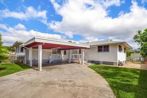 Located on the sunny, west side of Kaua'i. This home is situated on a cul-de-sac, with typically less traffic, it tends to be quieter. With 5 bedrooms and 4 baths, the well thought out floor plan has been designed to accommodate multiple family membe...