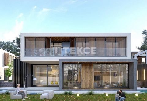 Detached Houses with Private Pools in a Complex in Mudanya Bursa The houses are situated in a natural atmosphere in the Bademli neighborhood in Mudanya, Bursa. The location provides a tranquil and peaceful atmosphere within easy reach of the luxuriou...