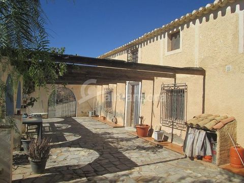 A two Storey Cortijo with extra buildings for sale on the outskirts of Albox. On the outside the Cortijo has a large garden area to the front of the property containing an outbuilding with the possibility of an extra apartment on the ground floor. St...