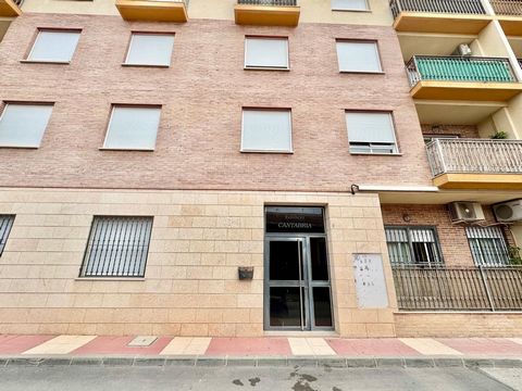 Great opportunity to acquire a property without paying brokerage fees! We present this spectacular brand new apartment in El Esparragal, Murcia. This apartment has a surface area of 131.25 m², cleverly distributed into three large and bright bedrooms...